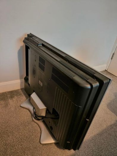 Sharp 32" tv