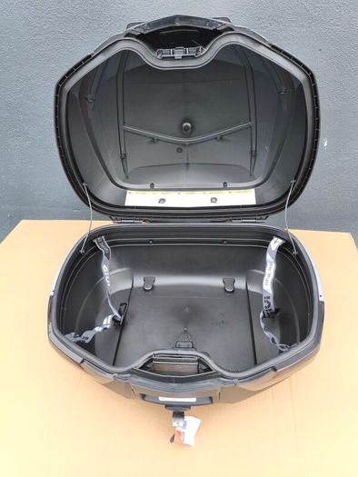 Givi Monokey V47 Top Case & Accessories