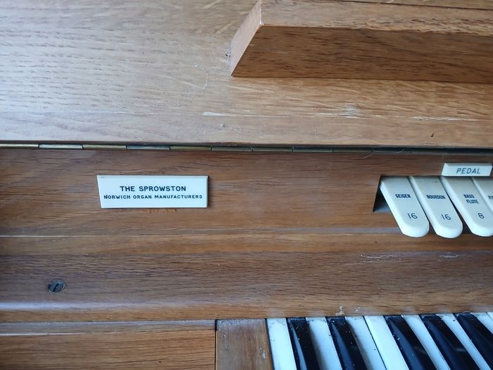 Electric Organ