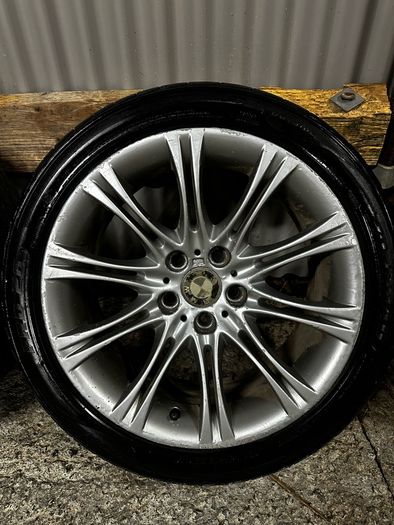 18" 5x120 BMW Concave MV2 Alloys