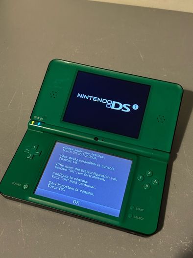 Nintendo DSi XL Green Bundle