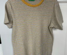 Benetton t-shirt (Age 6-7)