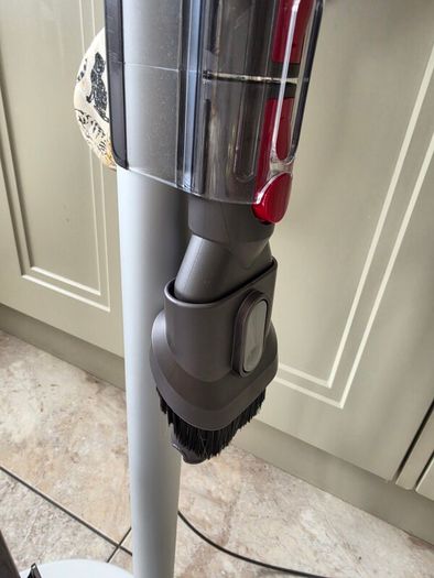 Dyson V11 Absolute Cordless Vacuum + Freestanding Dok Stand, Extra Filters & Spare Motor