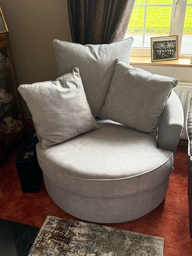 Luxury couch with swivel chair