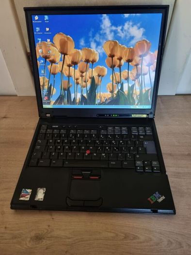 Vintage ThinkPad T42 Laptop Pentium M 1.7Ghz 1GB RAM 40GB HDD