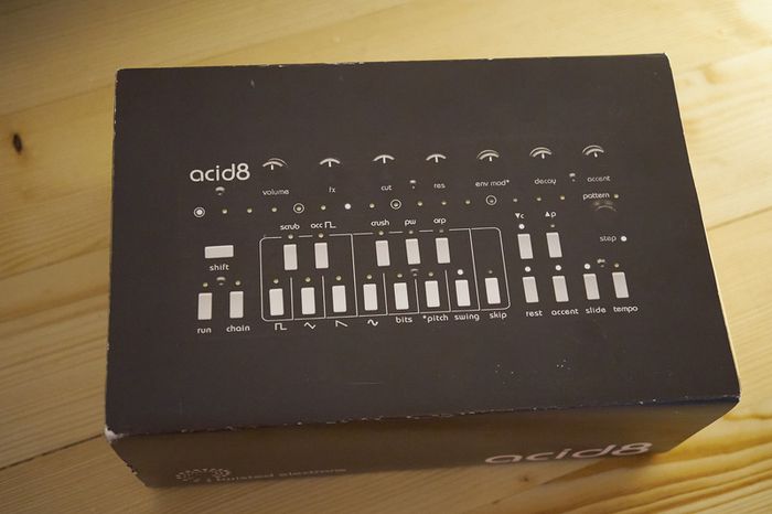 Twisted Electrons Acid8 MKII