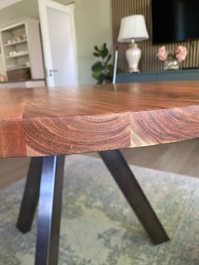 Solid 120cm round Acacia Dining Table & 4 Velvet Chairs.