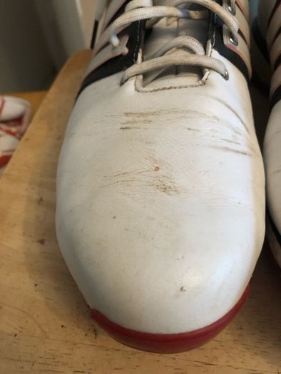 golf shoes