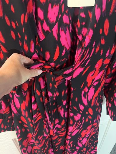 NEW Emily & Me Midi Dress with pockets - Size 12