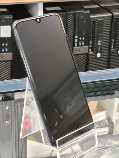 Samsung Galaxy A40 64GB Dual SIM Black Network unlocked Android Smartphone