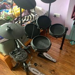 Alesis Nitro Mesh Electronic Drum kit