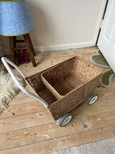 Olli Ella strolley rattan buggy