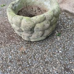 Concrete well pot