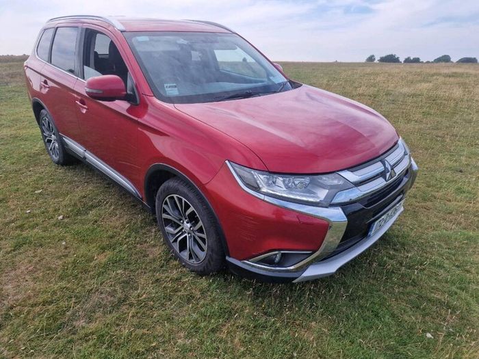 Mitsubishi outlander 2017 Automatic 7seater