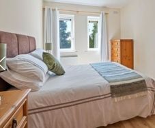 Double divan beds (80 euro each) incl mattresses in great condition. Sold separately (80 euro ea) or together (140 euro)