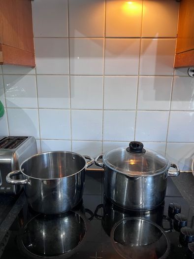 Kitchen Cookware Bundle - Pots, Frying Pans, Baking Tray & Bowls