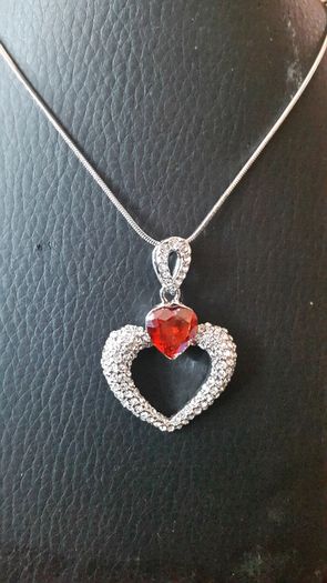 18KT White Gold Filled Crystal Heart Pendant