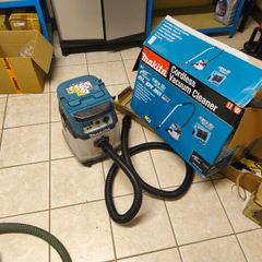 Makita extractor