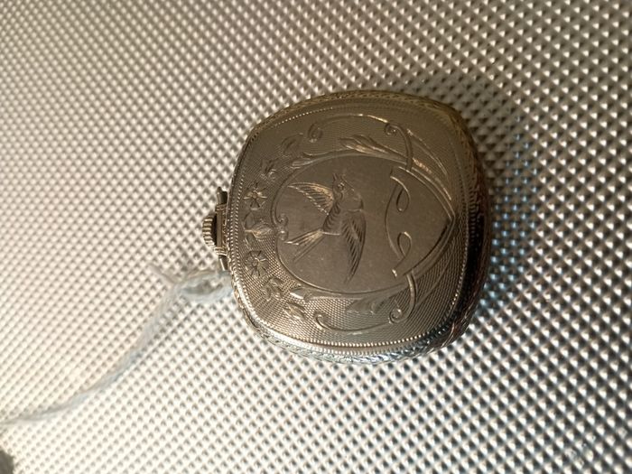 14kt solid gold Waltham pocket watch rare 1930s bird case