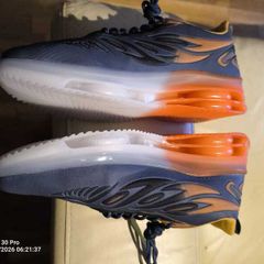 New men's running shoe size: UK-43
