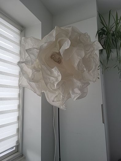 Floor lamp