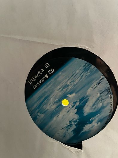 10e each Techno 12" vinyl