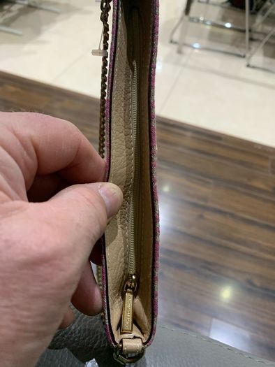ladys hand bags D&G clutch bag.