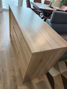Modern oak-effect sideboard in very good condition
