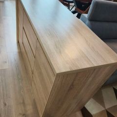 Modern oak-effect sideboard in very good condition