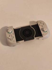 Data Frog X3 Mobile Gamepad Controller with Cooling Fan White