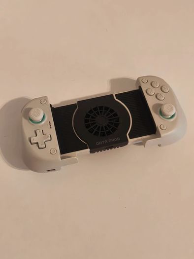 Data Frog X3 Mobile Gamepad Controller with Cooling Fan White