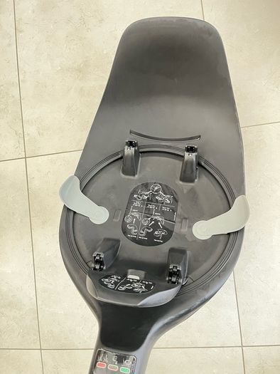 Cybex Cloud Car Seat with 360 Swivel Isofix Base