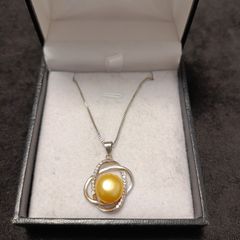 beautiful 925 silver necklace