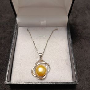 beautiful 925 silver necklace