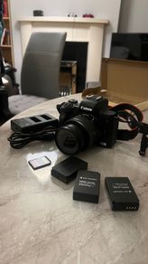 Canon EOS M50 Mirrorless Digital Camera - EF-M 15-45mm Lens Kit, Charger, SD card, 3 batteries