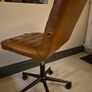 Desk chair Image 4