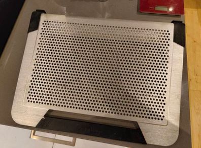 Cooler Master Laptop Stand
