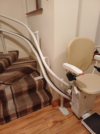 Curved Rail Stairlift