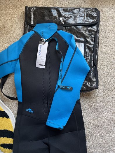 Kids 7-8y full length wet suit