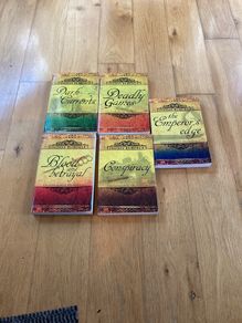 Book bundle  Lindsay buroker's