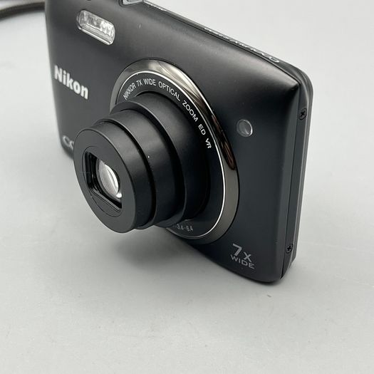 Nikon Coolpix S3500 20.1MP Digital Camera Black Tested - Full Kit
