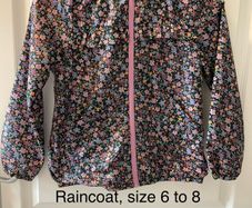 Raincoat, size 6 to 8 years