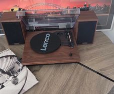 Lenco LS 100 Bluetooth Record Player With Speakers