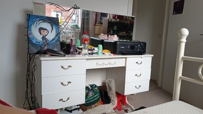 free dresser with mirror