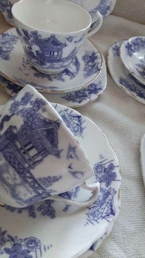 Bal Four Royal Crown Tea Set