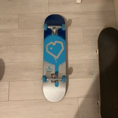 Skate board