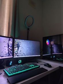 Gaming PC with 2 Monitors