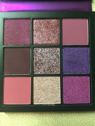 Huda Beauty Obsessions palettes