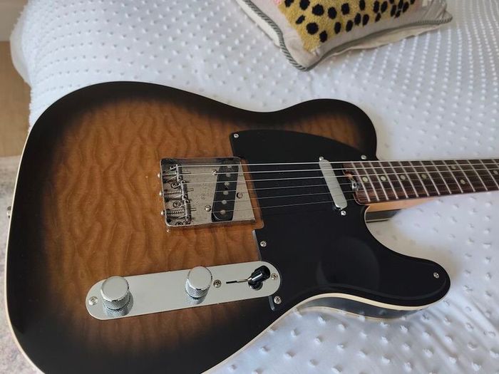 Telecaster - amber quilt