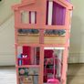 Barbie house Image 5